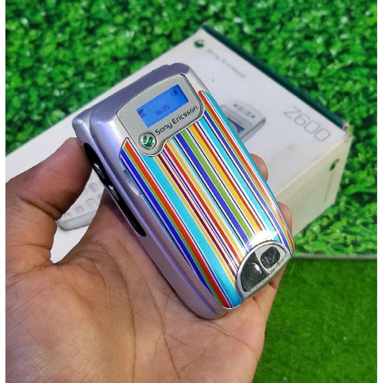 Hp jadul sony Ericsson Flip Z600  fulset hp lipat unik anti sadap hp langka