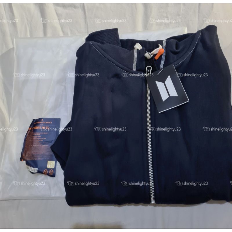 [READY STOCK] Size XL - Zip-Up Hoodie (navy) BTS : PTD on Stage - Seoul Merch