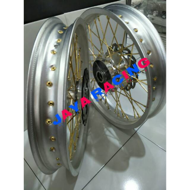 Paketan velg ring 17 tapak lebar jupiter mx new lebar velg 250/17 215/17 pket komplit plus stel velg