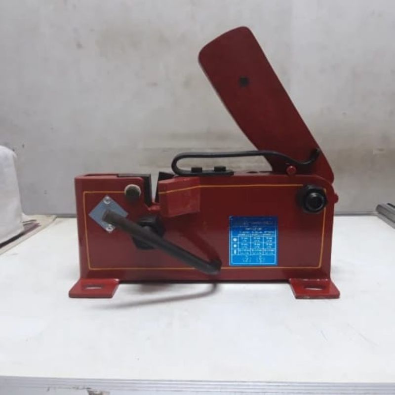 CARRSON Alat Potong Besi Manual 18MM - Gunting Potong Beton Manual Ukuran 18 MM