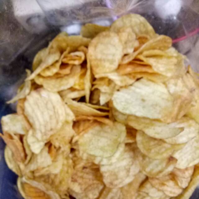 

kERIPIK KENTANG SPESIAL