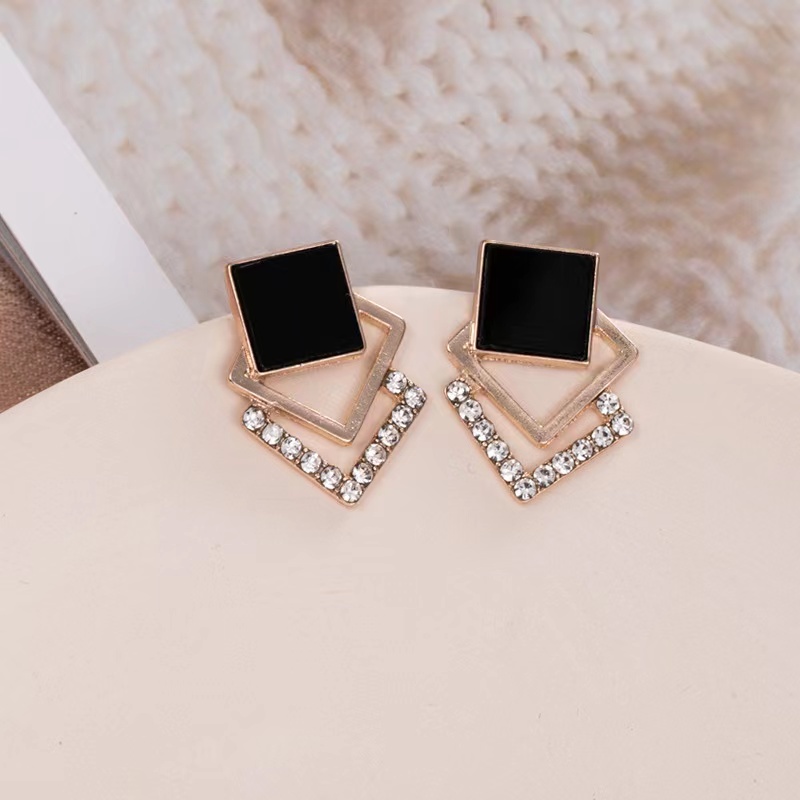 (Hello Girl)E08 Anting Wanita Model Tusuk Permata Gaya Korea Import-E08 Triple Square