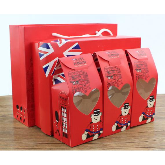 

BOX KOTAK SOVENIR HADIAH BIRHDAY GIFT KARTON IMLEK MIKA MERAH NATAL