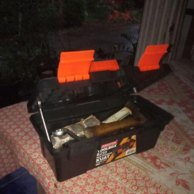 Kenmaster Tool Box B250 / Kotak Peralatan B 250 / Box Multifungsi