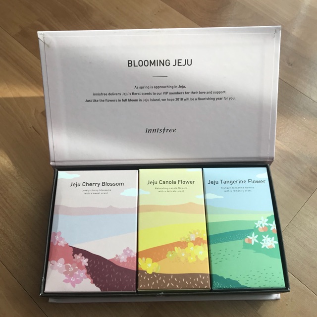 Innisfree Blooming Jeju VIP Kit