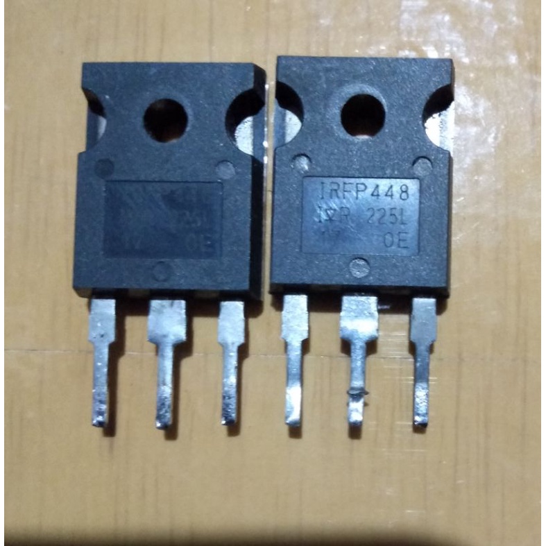 mosfet IRFP448 (11A 500V)