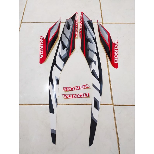 Striping Vario 125 cbs merah 2021