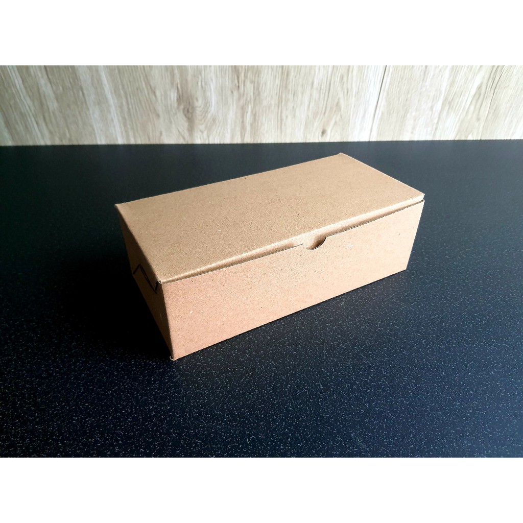 

Kardus Karton / Box Corrugated (Uk. 22 x 11 x 6,5 cm)