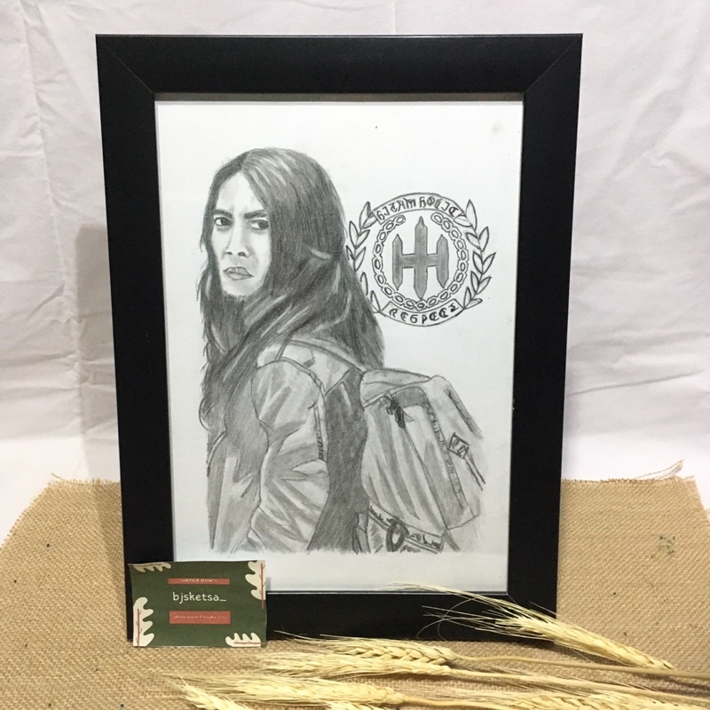 

sketsa 1 wajah || sketsa + free bingkai A4 || kado ultah || hadiah costum