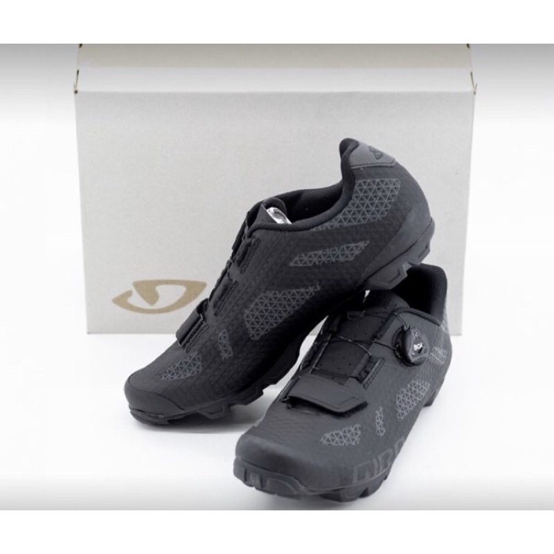 sepatu mtb cleat
