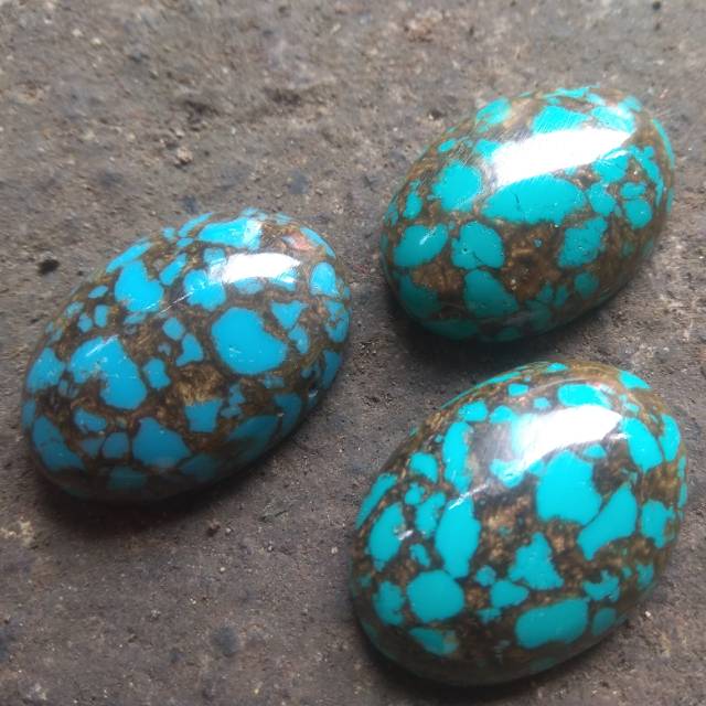 AKSESORIS LOSTUN AKIK PIRUS URAT EMAS SINTETIS SUPER