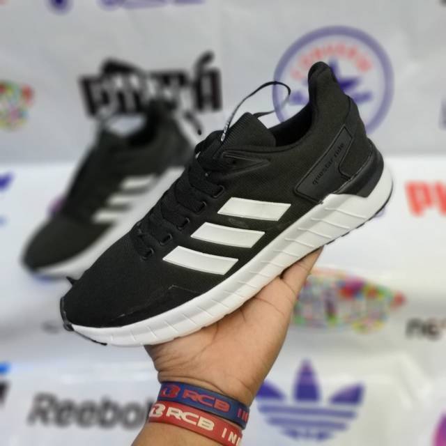 Sepatu Adidas Questar Ride Hitam Putih Sekolah Kerja Kuliah Running Fitnes Olahraga Kado Pria Wanita