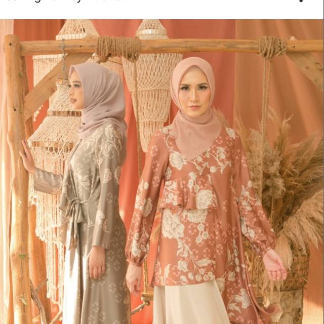 Cendana tunik wearing klamby XS