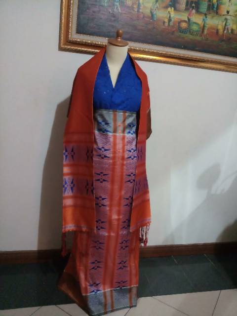 Songket Tumtuman Sutra Tanpa Sambungan