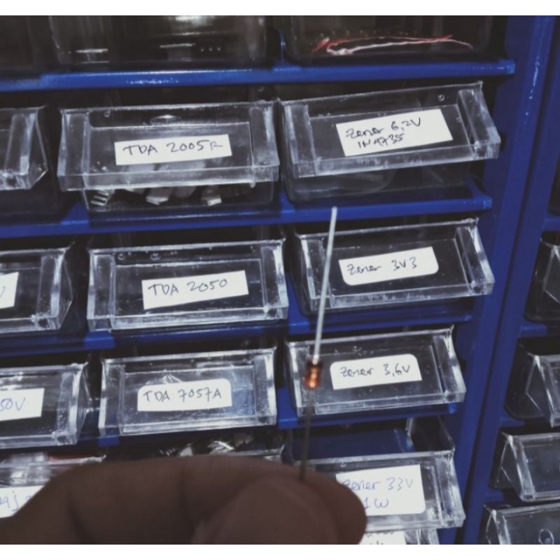 dioda zener 33V 1W 33volt 1watt