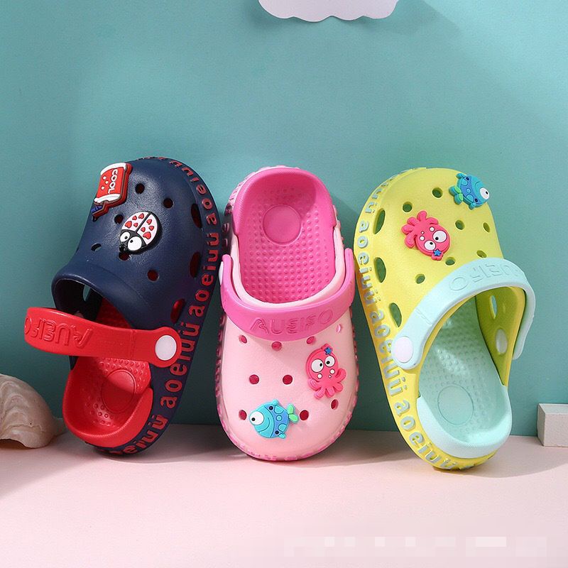 Sendal lucu anak keren import motif kartun anak laki-laki dan perempuan