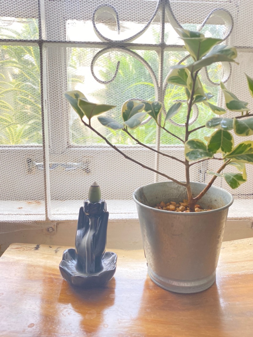 Tempat Dupa / Hiolo Hio Asap Ke Bawah Arus Balik Godhand