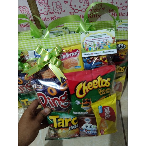 snack Ultah anak /paket snack surabaya / bingkisan ultah anak