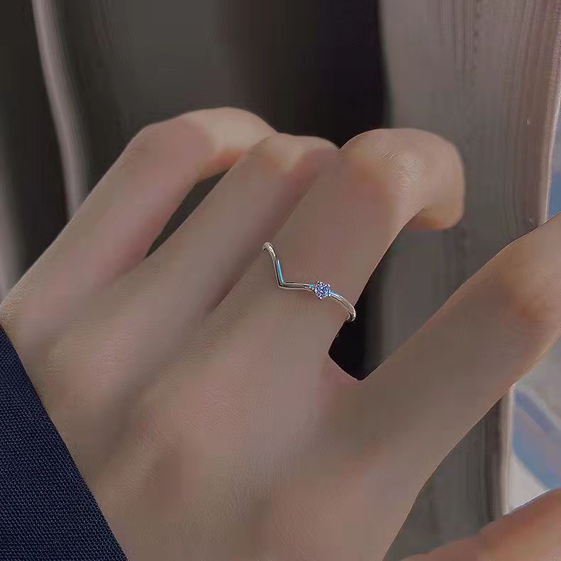 Cincin Berlian Imitasi Bahan Alloy Lapis Silver Untuk Wanita