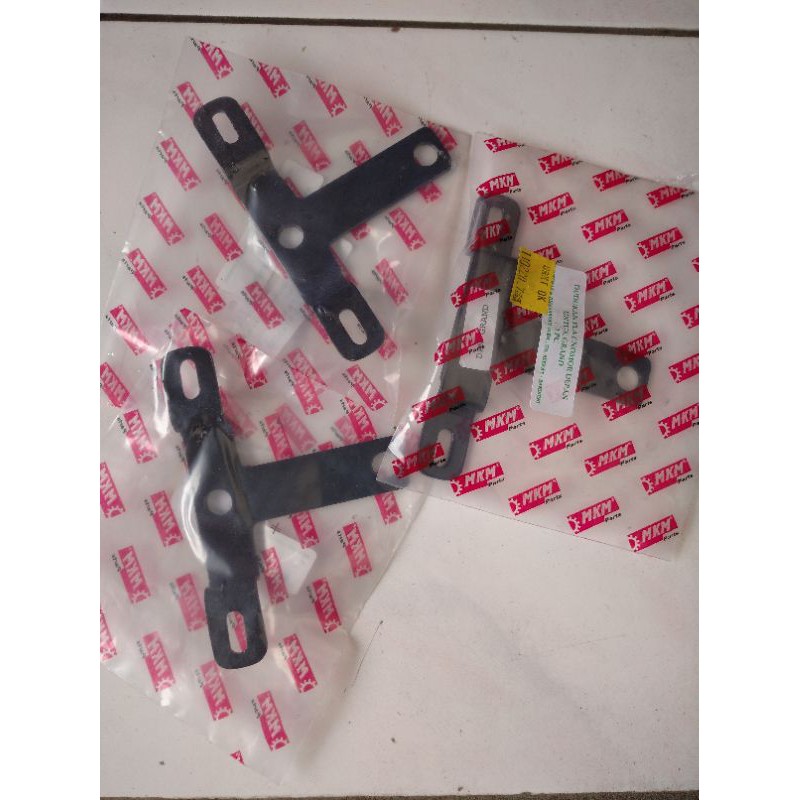 Dudukan plat nomor depan Honda Grand, Legenda