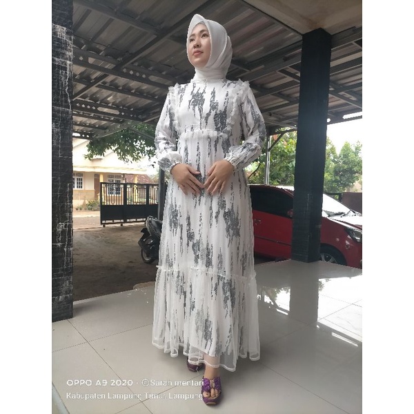 gamis putih ameera