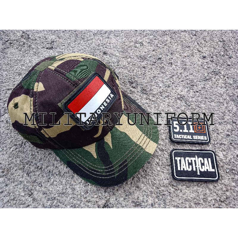 topi perekat loreng amerika