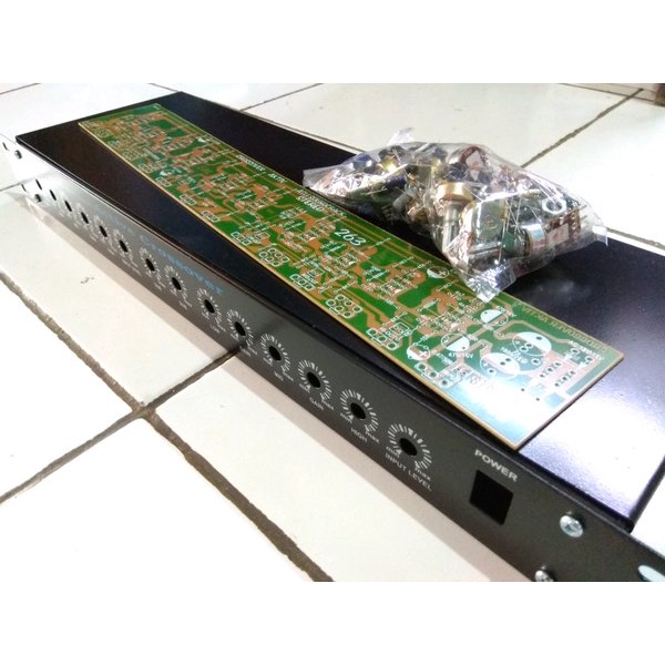 Aktif Crossover 3-4 Way 263 DIY Kit plus Box