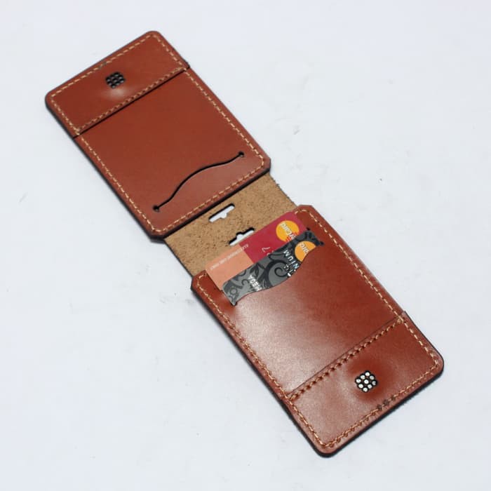 id card holder model lipat - name tag magnet tali warna tan PHID657