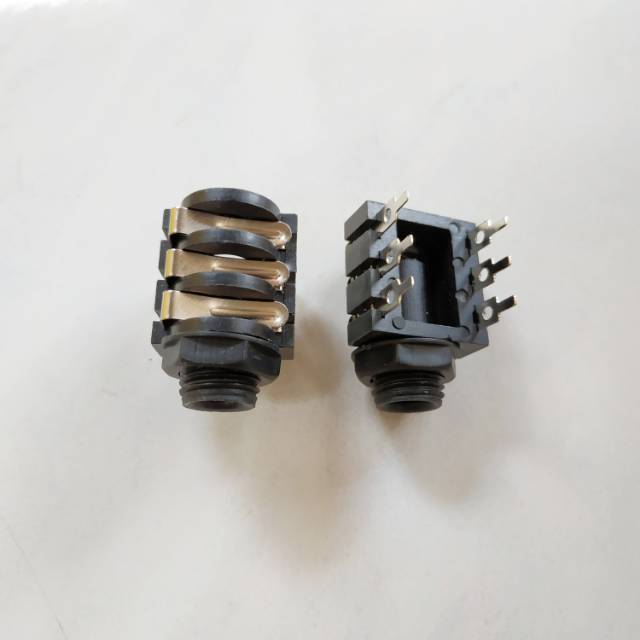 Socket Soket Jack Akai Stereo Kelabang