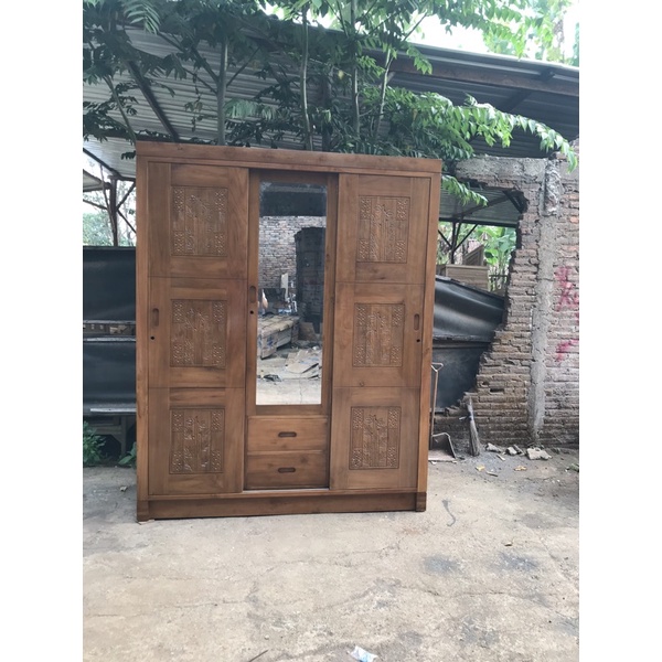 lemari jati minimalis 3 pintu