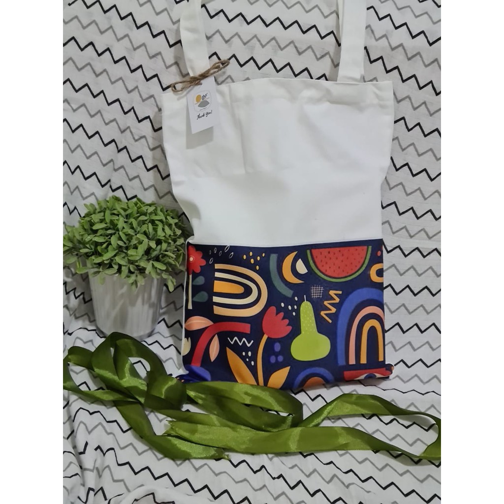

Seminar Kit / Goodie Bag / Gift Set / Hampers