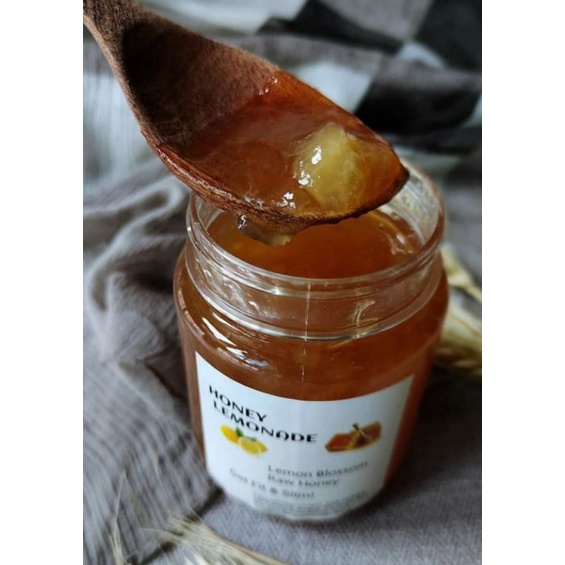

madu raw honey lemonade