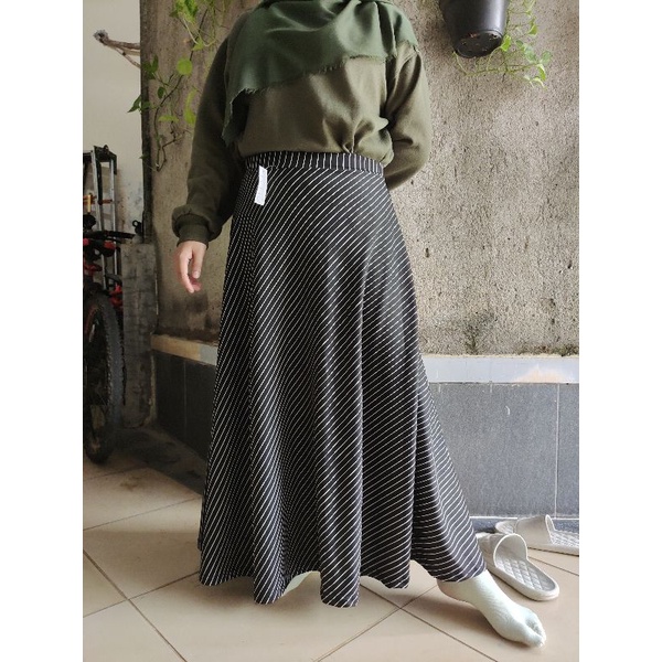 Murah!! Rok payung Scuba Motif Salur // Rok Mayung Salur // Bisa Cod