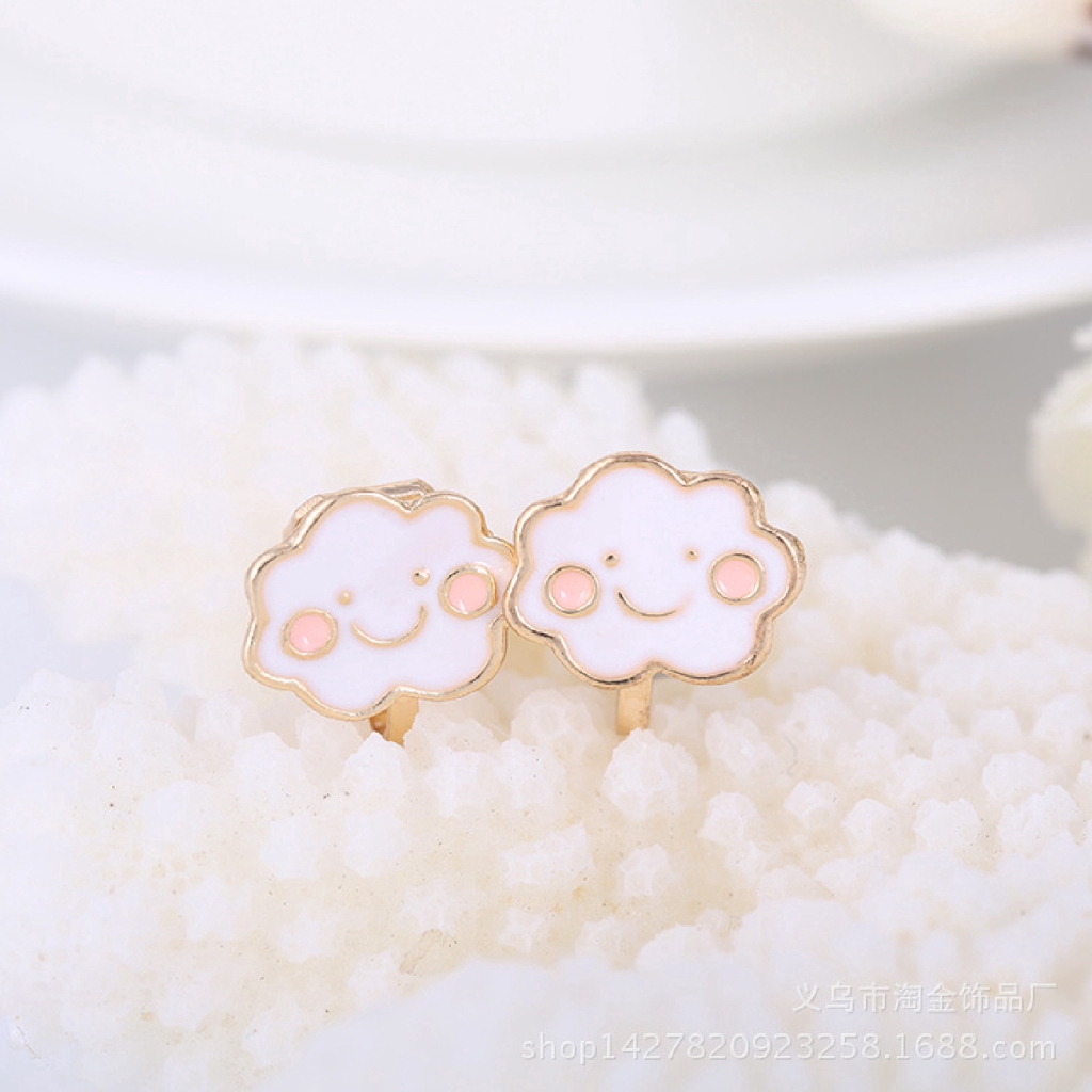 Anting Klip Tanpa Tindik Desain Kartun Awan Tersenyum Untuk Wanita