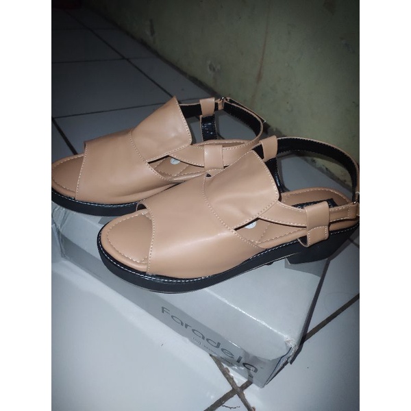 Sepatu Sendal Faradela