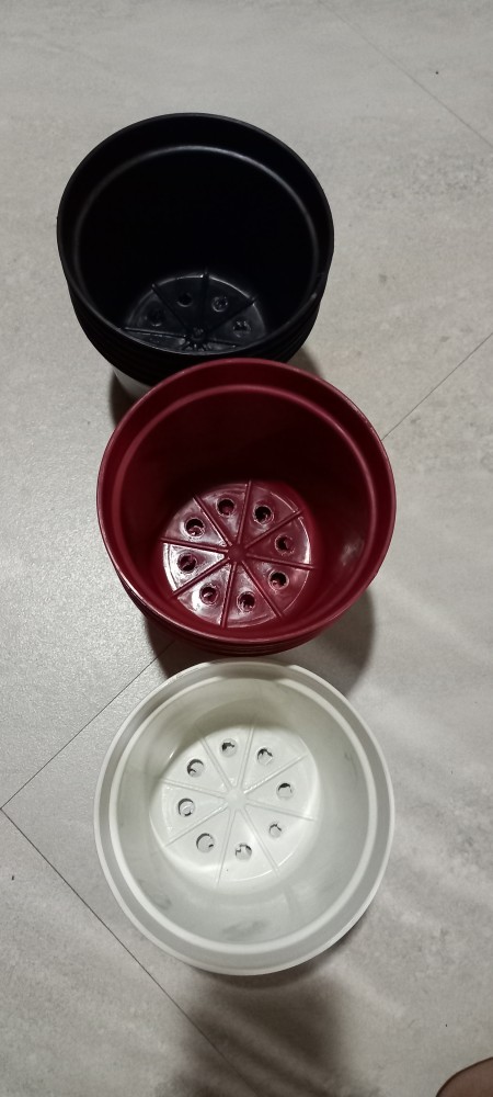 Pot Bunga Tanaman 15 Cm Hitam Merek Made Indonesia Free Bubble Ketentuan Berlaku