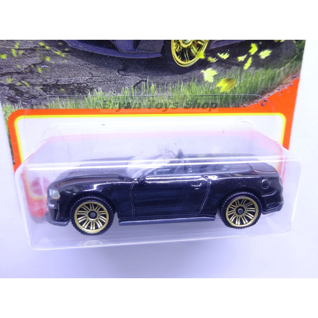 Matchbox 2018 Ford Mustang Convertible Hitam