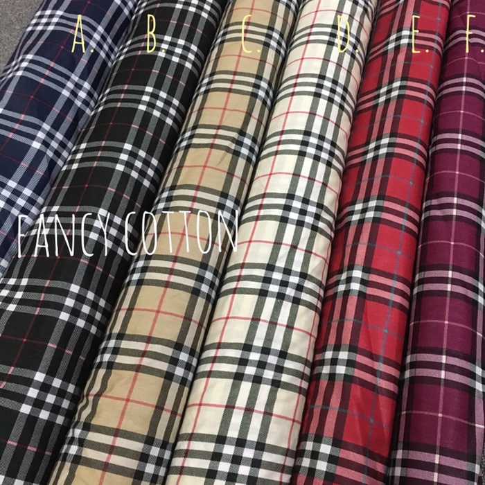 KAIN KATUN JEPANG “motif kotak besar burberry” - Hitam