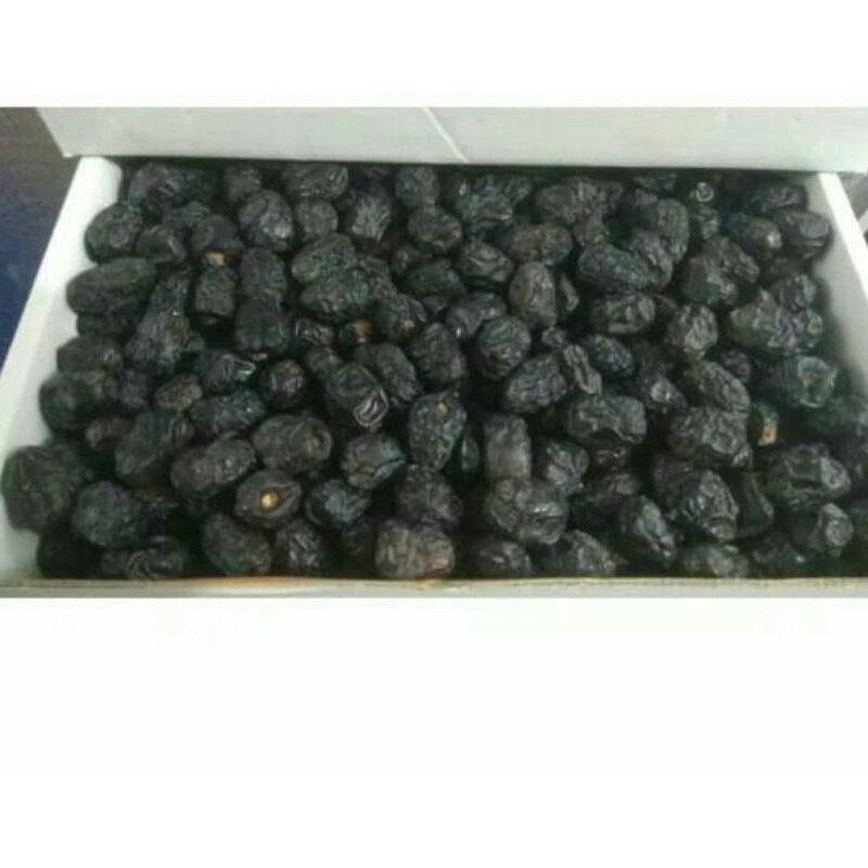 

1Kg Kurma Ajwa Al Madinah Al Munawarah