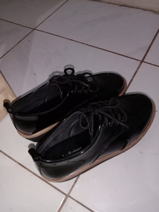 Myrubylicious Challa Platform Shoes