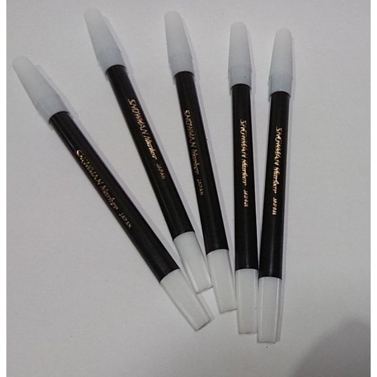 

Spidol Snowman Kecil Marker Loss L55 Warna Hitam Biru Merah Tipe Pensil