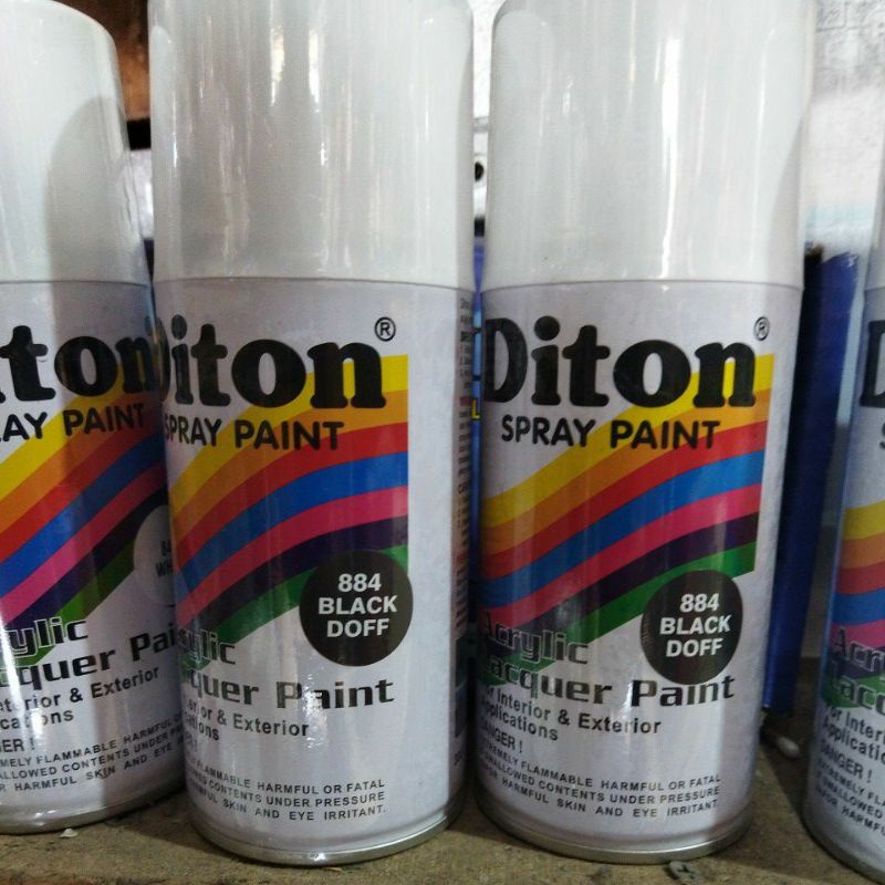 

cat pilok hitam doff 884 diton spray paint 300cc