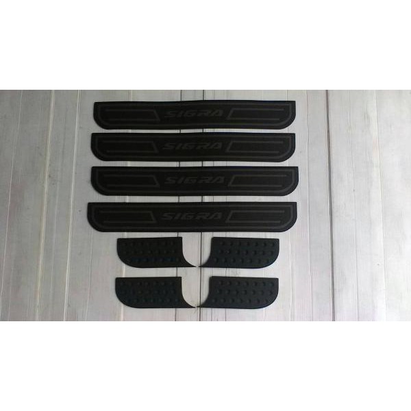 Sillplate Pintu Samping Mobil Daihatsu Sigra