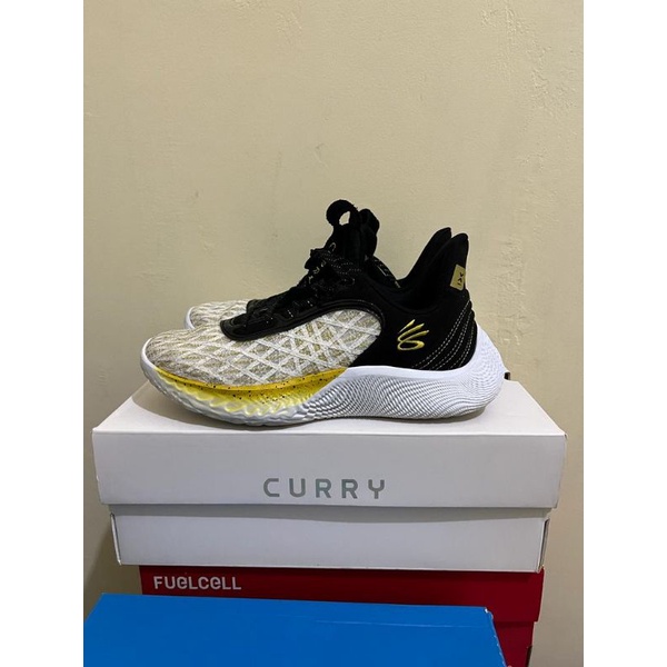 UA CURRY 9 FLOW CLOSE IT OUT SCN884