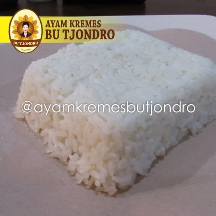 

1 porsi nasi putih