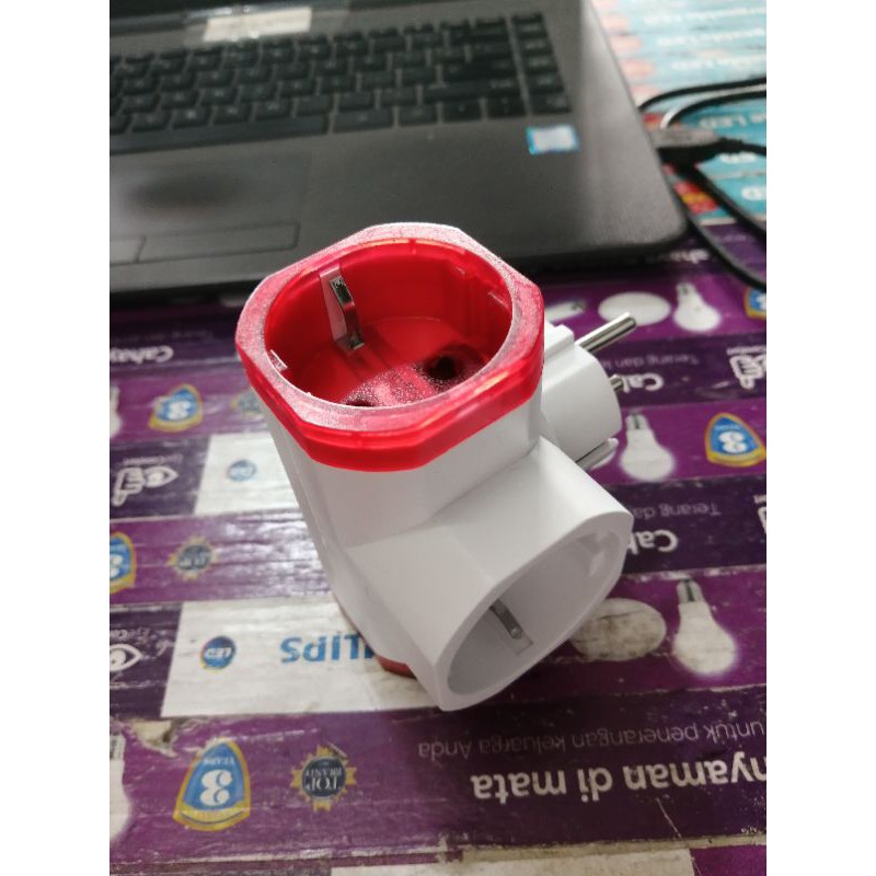T Arde 4 Lubang Switch / 3 Lubang