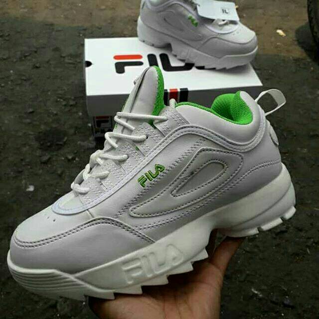 green and white filas