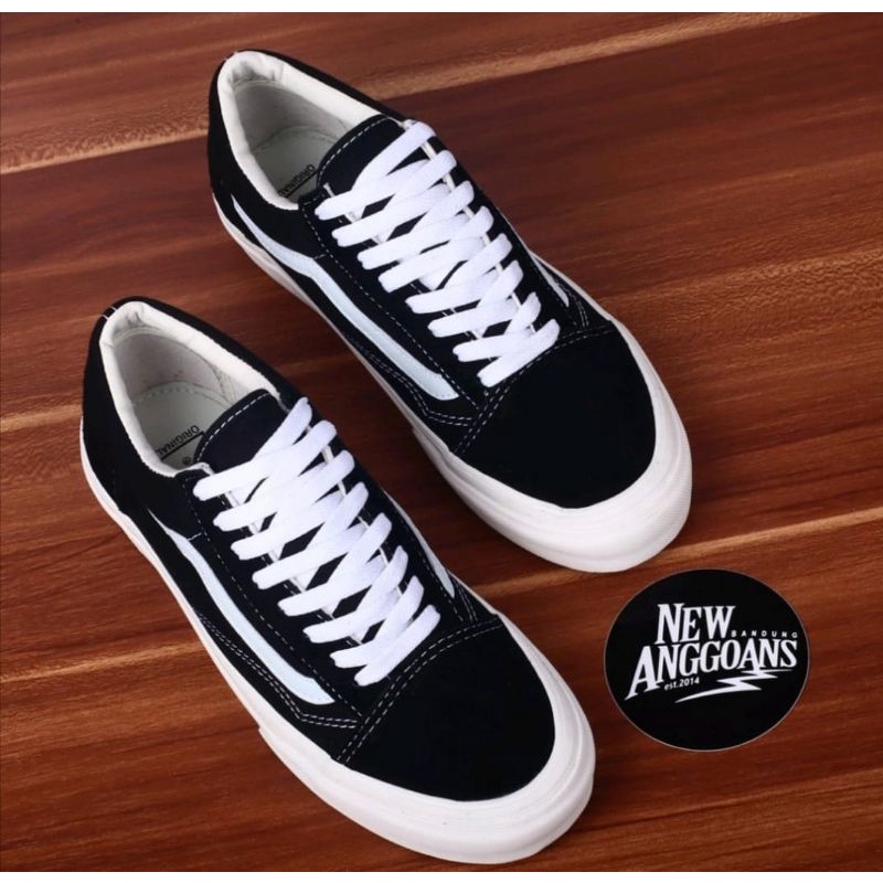 vans old skool vault lx black white