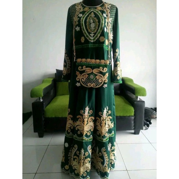 Gaun Gamis Bordir Inspirasi Albis