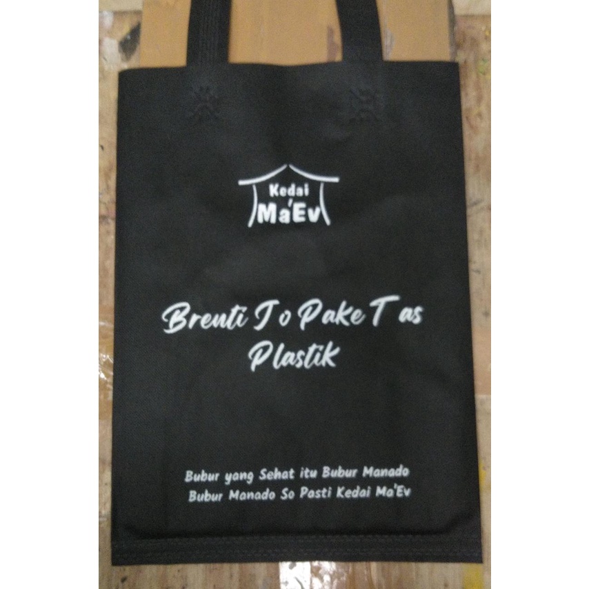 

Tas Spunbond uk 25x35x8 + sablon